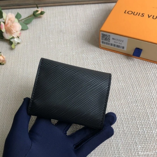 TWIST LOUIS VUITTON WALLET 0714